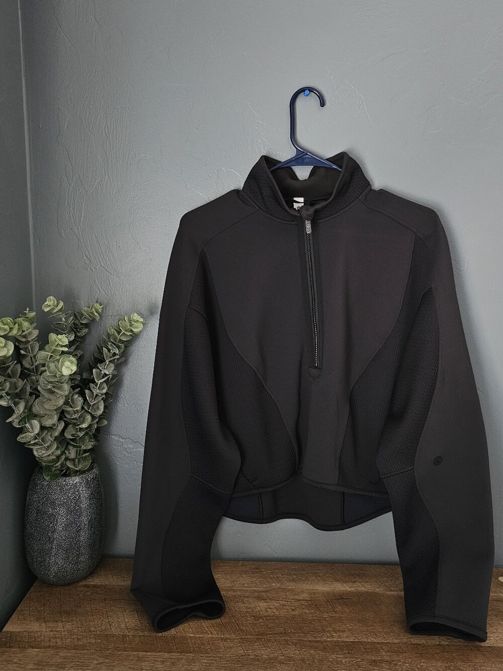 Lululemon Crop Pullover